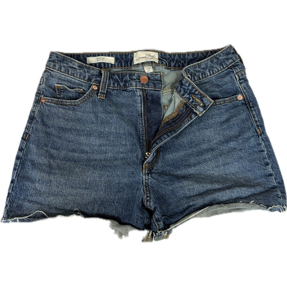 Universal Thread Vintage Midi 10/30r Denim Shorts Blue Jean Cut Off
